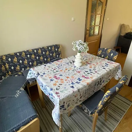 Planinska Kuca Maksimovic * Bajina Basta